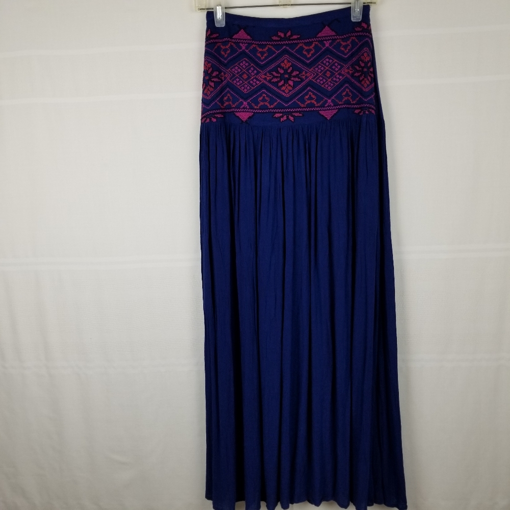Japna blue embroidered lined maxi skirt w slits Sm